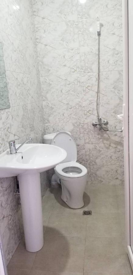 Mate'S Guest House Kobuleti Bagian luar foto
